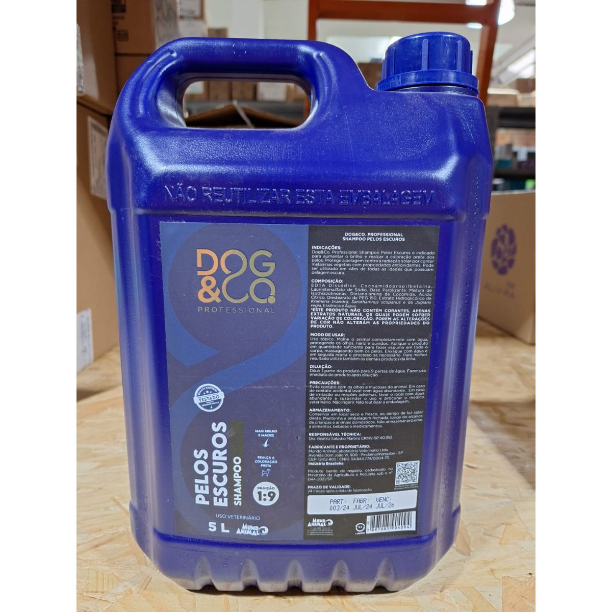 Dog&Co Professional Shampoo Pelos Escuros 5l - Mundo Animal - Imagem 2